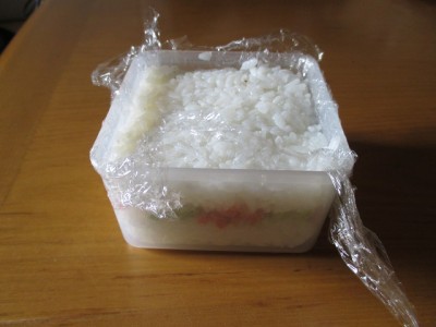 おにぎらず崩れにくいコツ